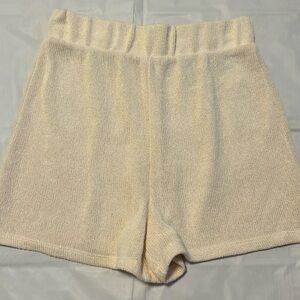 H&M shorts, size X-small, color cream